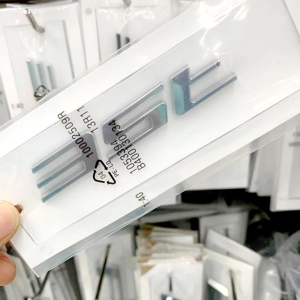 Jaguar F-PACE, XJ, XF, XE Rear Emblem: 20t, 25t, 30t, 35t Displacement Badges