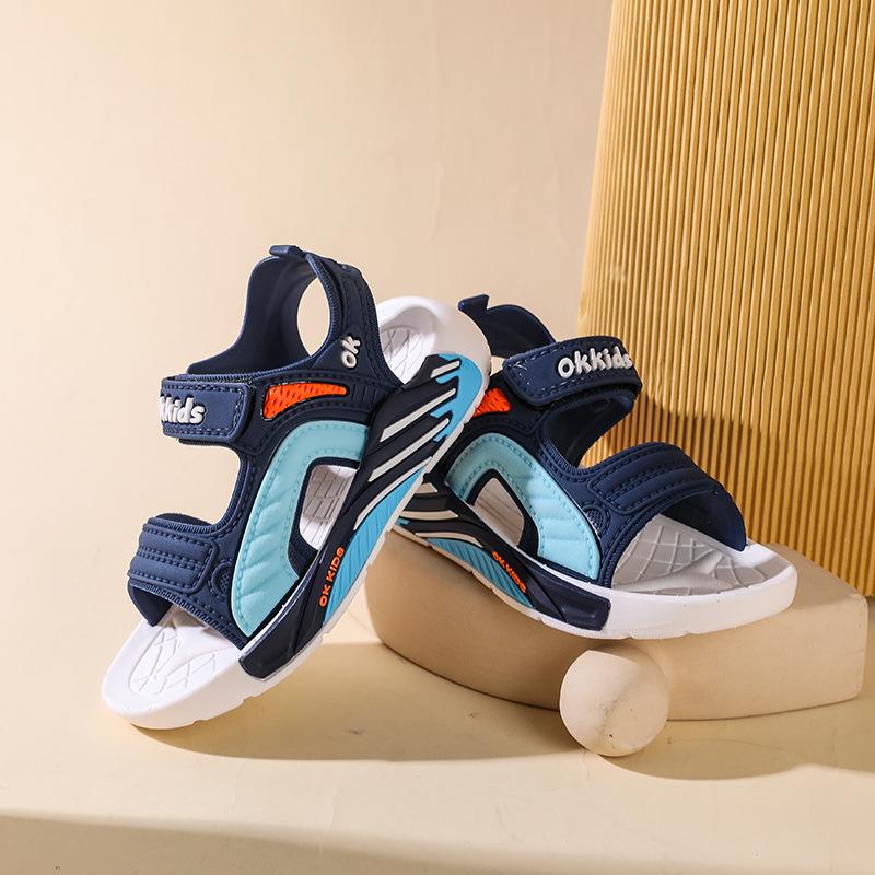 Nuovi Sandali Moda Estiva Scarpe da Ragazza Comfort Versatili Casual Sandali da Bambino alla Moda Cartoni Animati Antiscivolo Morbidi Scarpa da Ragazzo Zapatillas