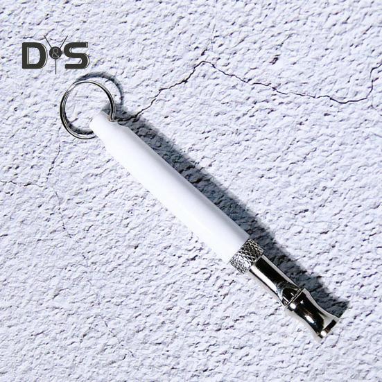 1ks/2ks Psí píšťalka Nastavitelná ultrazvuková píšťalka pro psy s lanyardem Professional Recall Psí výcviková píšťalka pro zastavení štěkání pro všechna plemena psů