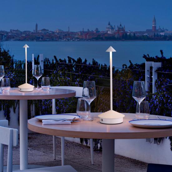 Metal Desk Lamp Touch Control Dimmable Flicker Free 3 Color Temperatures Rechargeable Indoor/Outdoor Wireless LED Table Lamp