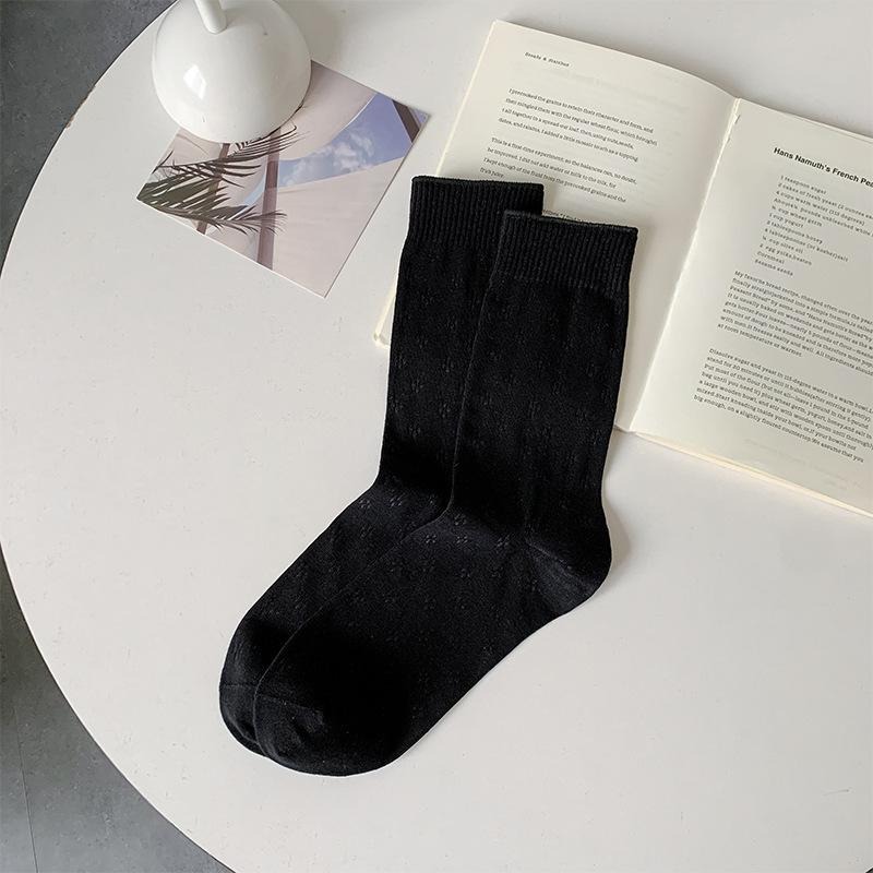 Thin Socks Women S Hollow Clover Trend Mid-Tube Women S Socks Cream White Mesh Boneless Cotton Socks Stacked Socks One size fits all чёрный