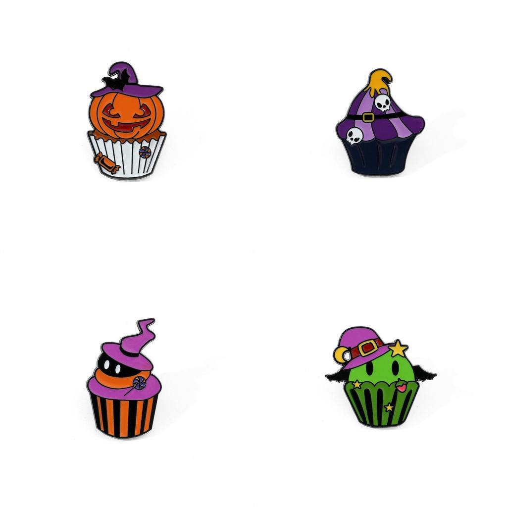 Halloween Cupcake Brosche Schrulliges und Lustiges Geist Skelett Kürbis Kuchen Design