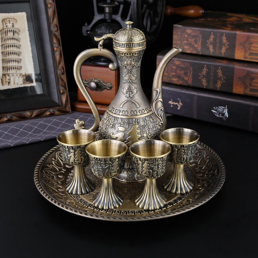 

Baifu Longfeng Baijiu pot household retro creative light luxury high-end living room metal wine dispenser ornament бронзовий