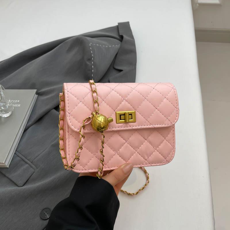Fashion Bag Crossbody With Lingge Design And Chain Shoulder Strap Metal Ball