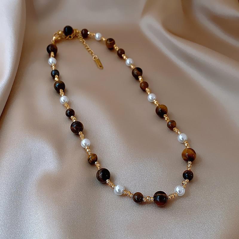Elegant French Tiger's Eye Pearl Necklace for Women - High-End Fashion Commuting Jewelry Accessory
