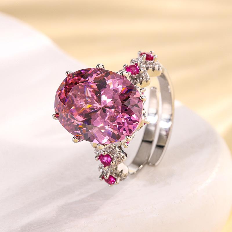 

Ювелирные изделия Медное основание Позолоченное Имитация цвета Драгоценный корунд Яйцевидный Меняющий цвет Креативное кольцо 12 * 16