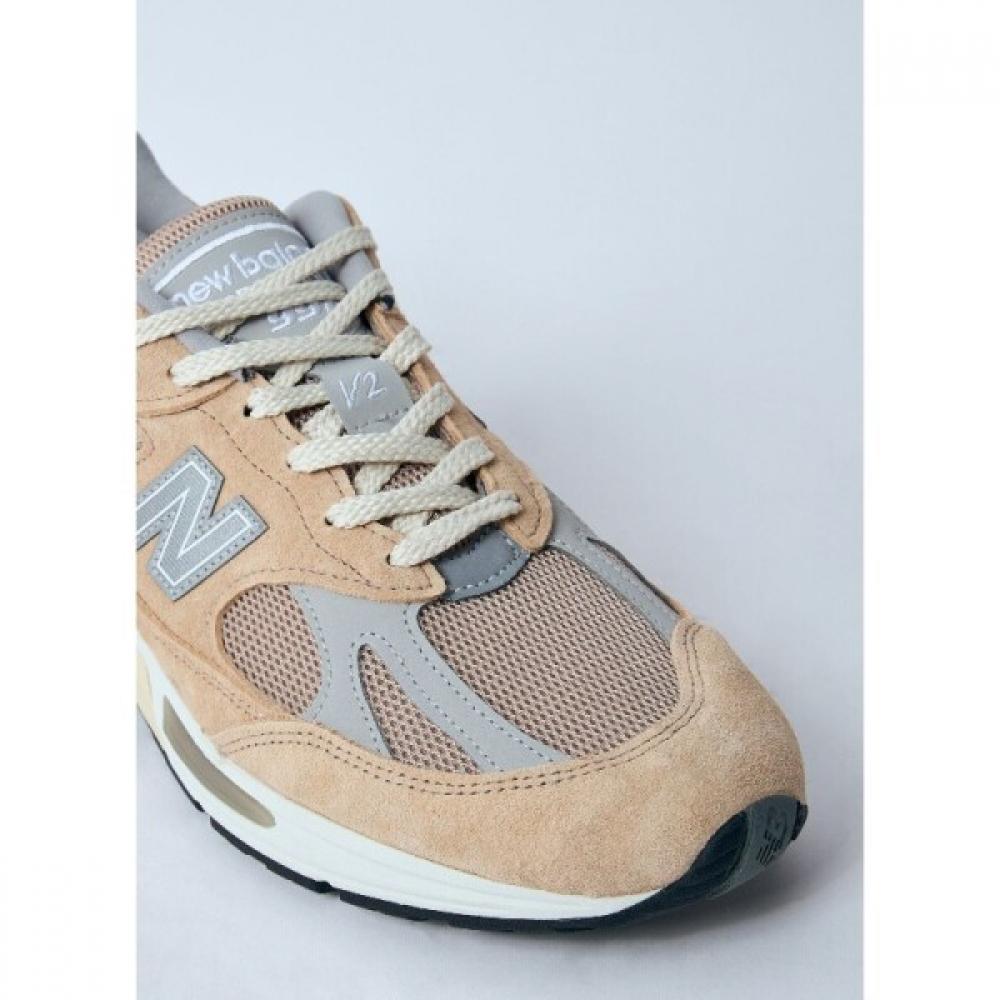 New Balance Suede Mesh Panel Sneakers U991be2