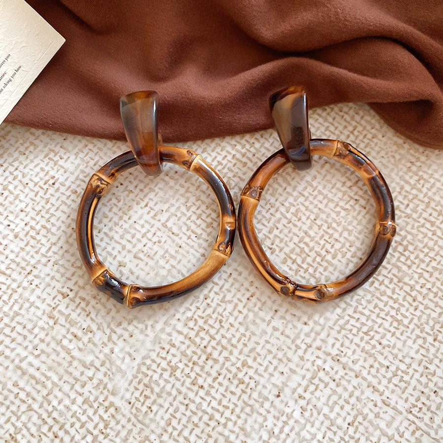 European and American retro autumn and winter geometric leather leopard print earrings light luxury stud earrings personality temperament earrings