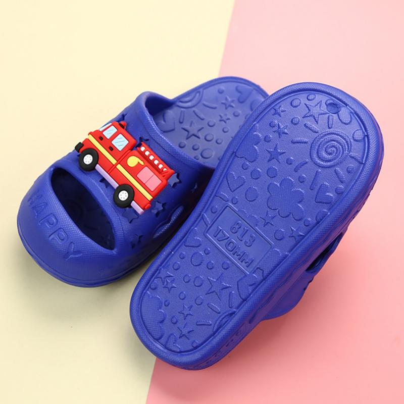 Verano Niños Lindos Zapatos de Jardín Dibujos animados Sandalias cerradas  de punta para niños Zapatillas de playa comprar a buen precio — entrega  gratuita, reseñas reales con fotos — Joom