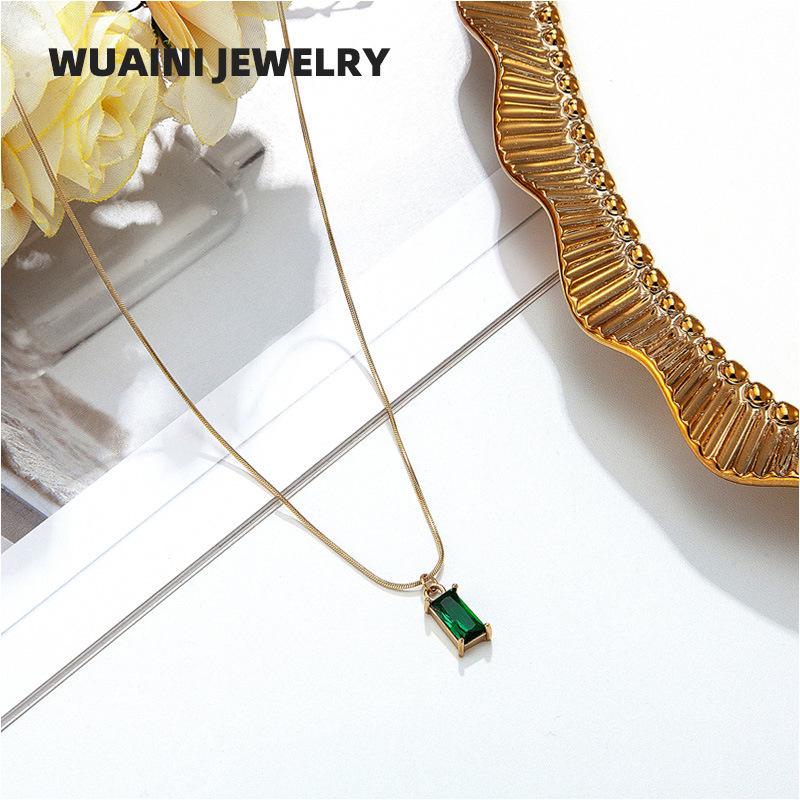 14K Gold-Plated Emerald Zircon Clavicle Necklace - Light Luxury Titanium Pendant for Women