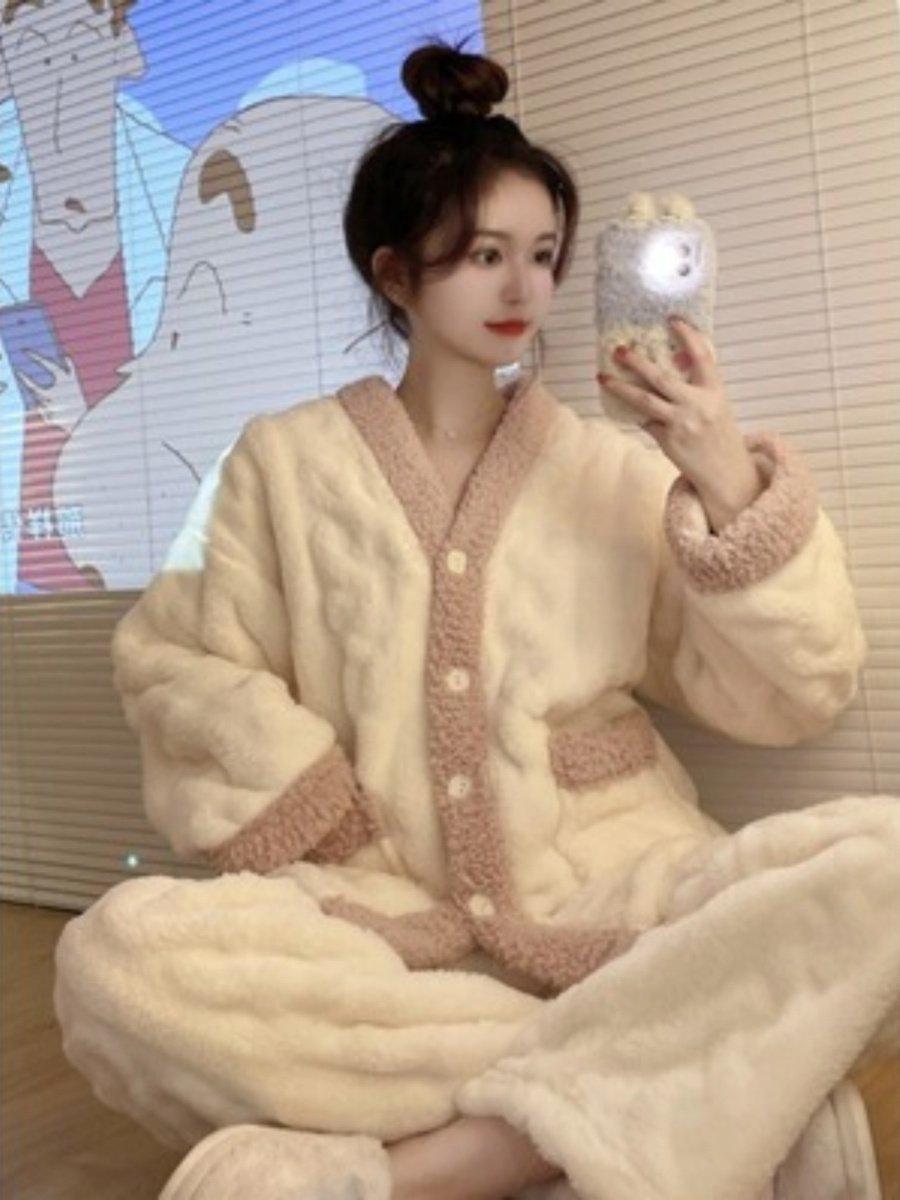 Winter 2026 Women s Thickened Coral Fleece Flannel Pajamas, Outdoor Wearable Set XXL