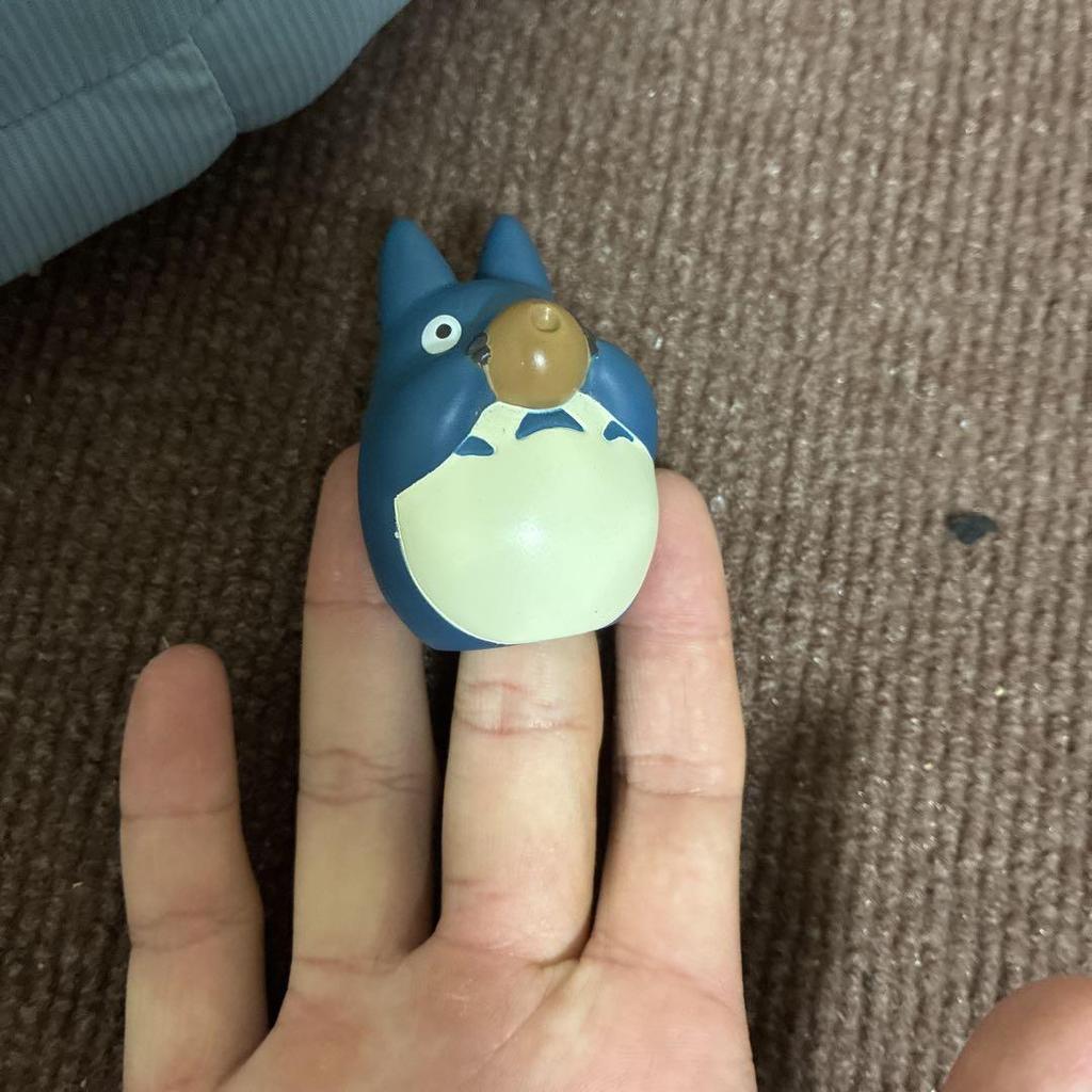 [USED] Totoro Palm-sized Figure