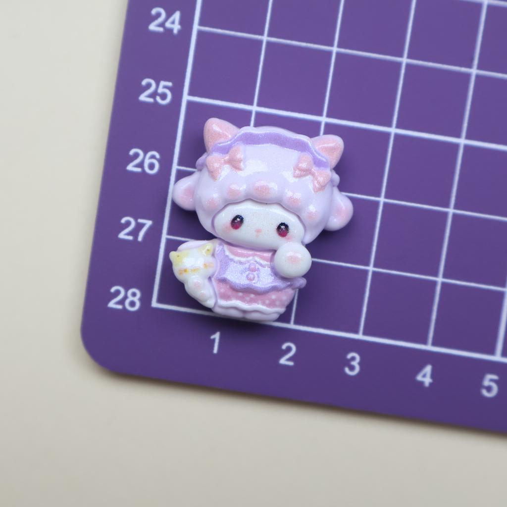 10/80PCS Bright Multi-color Lamb Cartoon DIY Cream Glue Small Accessories, Hole Shoe Buckle Material, Resin Small Accessories