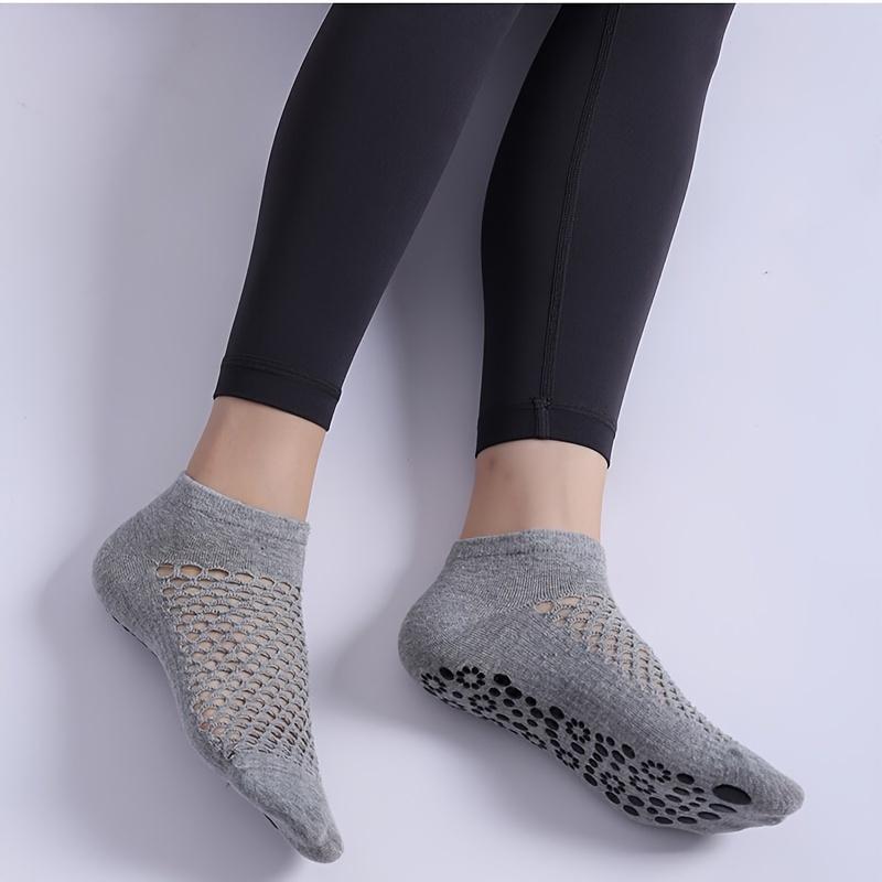 

Women s Yoga Socks with Breathable Mesh Back and Adhesive Grip for Pilates Gym and Fitness Floor Workouts One-size сірий