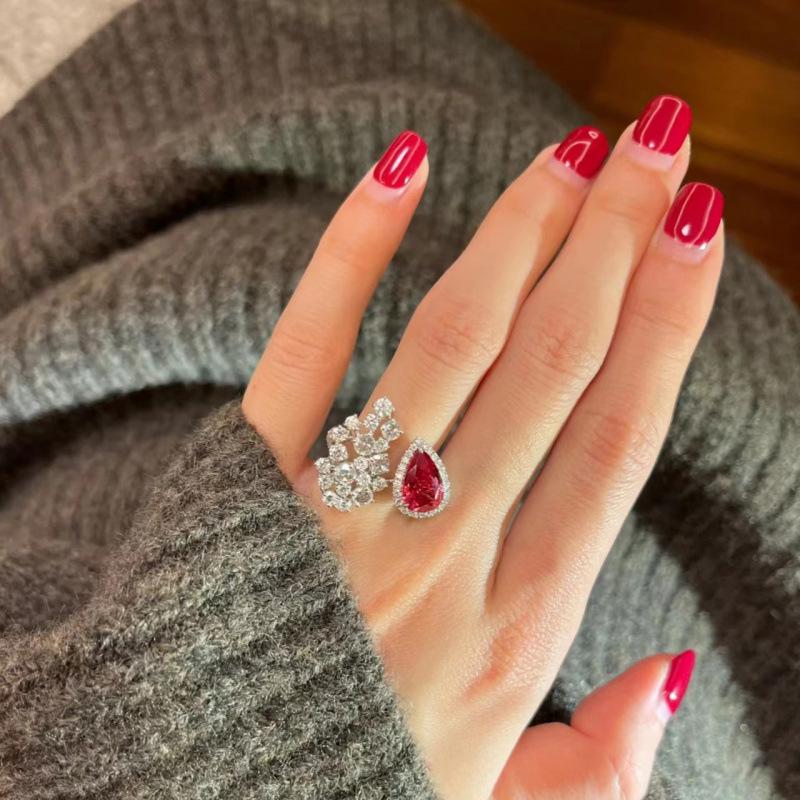 Pearlescent Gem-Encrusted Adjustable Zircon Ring, Pigeon Blood Red, High-End INS Style, Light Luxury Design for Women.