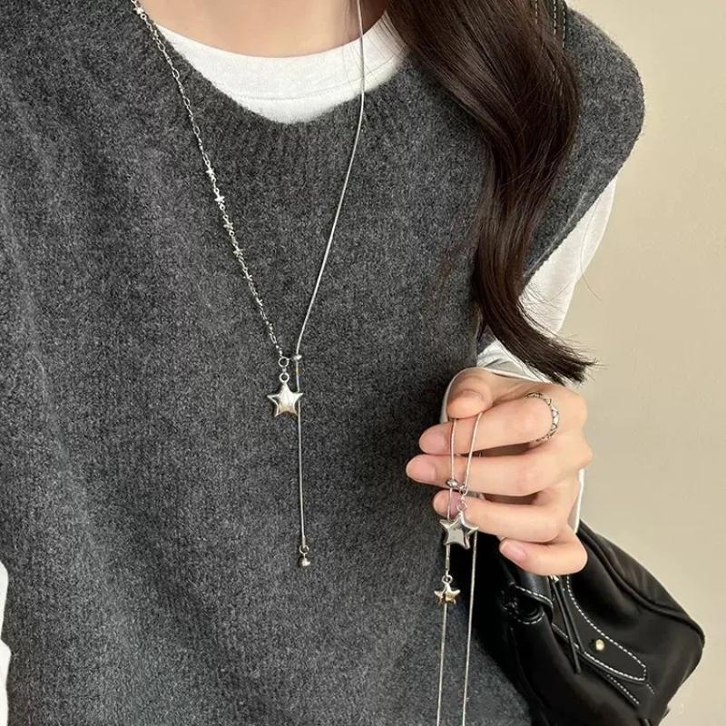 Silver Asymmetrical Star Pendant Necklace for Women Adjustable Snake Chain Dainty Jewelry for Valentine's Day Gift