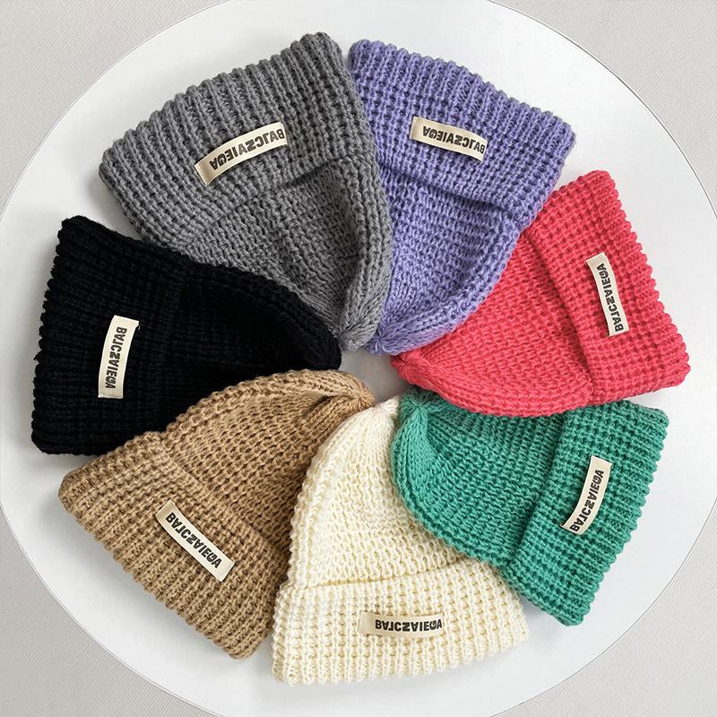 Loose-fitting women's knitted hat for autumn and winter, Korean style, versatile, suitable for large head sizes, makes the face look smaller, warm