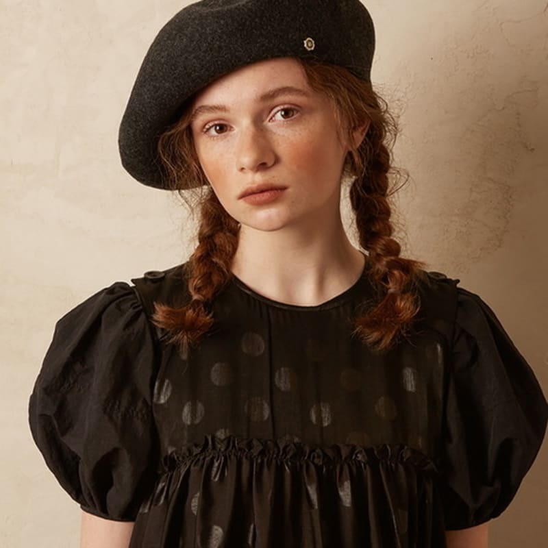 

Драматичный шерстяной берет коричневого цвета - Угольный Charcoal