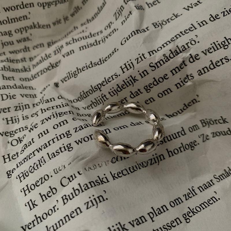 Xiaohongshu S925 Sterling Silver Women's Luxury Ring - Niche Design, Non-Fade Index Finger Fashion.