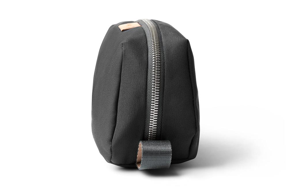 Bellroy Toiletry Travel Pouch Kit, Water-Resistant (Toiletries, Perfume, Razor, Hairbrush, Toothbrush) (Slate)
