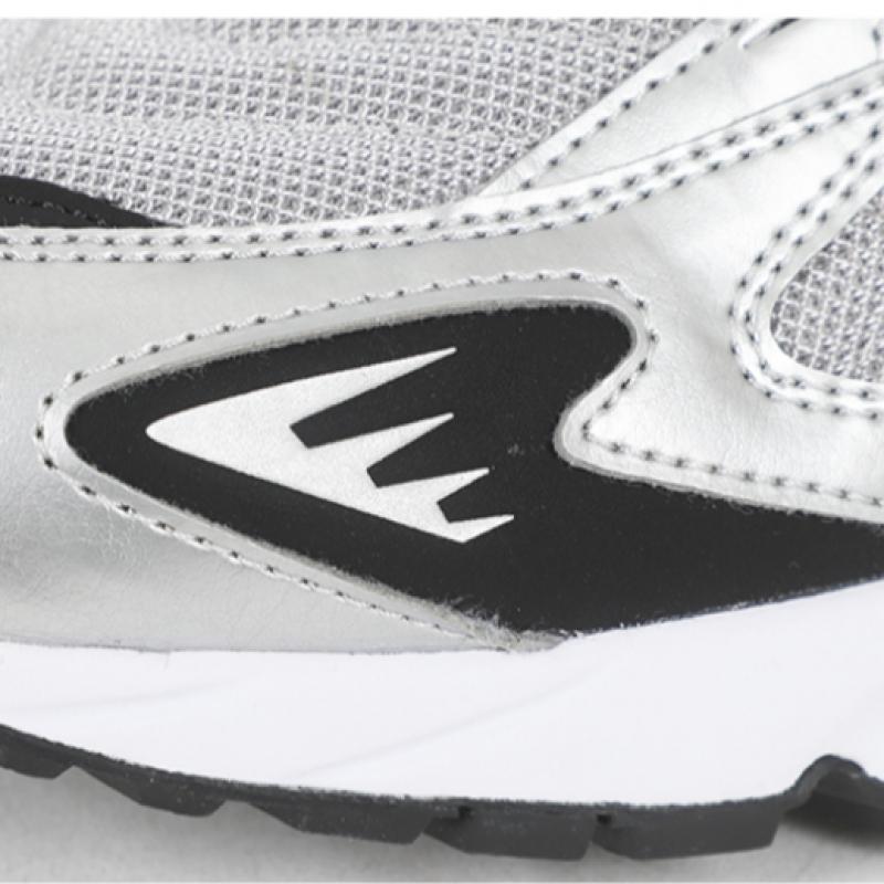 New Balance 725 Metallic Silver Raincloud