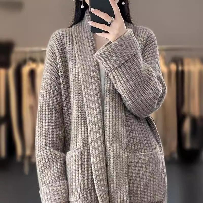 Women's Autumn and Winter Collar Mid Length Knitted Cardigan with A High-end Feel, Soft and Sticky Oversized Lazy Style Jacket Sweater