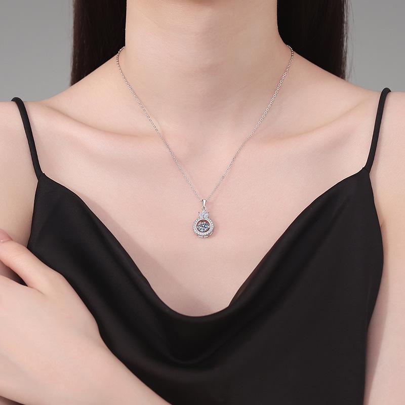 Sterling Silver Moissanite Crown Pendant Necklace for Women - 1 Carat S925 Dynamic Necklace