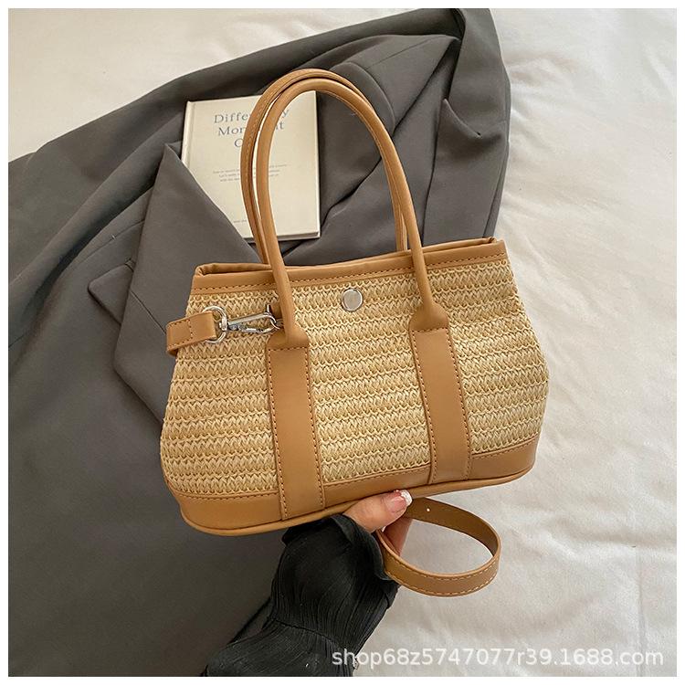Woven Bag Women's Large Capacity 2025 New Trendy Beach Vacation Shoulder Bag Hand Carry Crossbody Bucket Bag Straw Bag