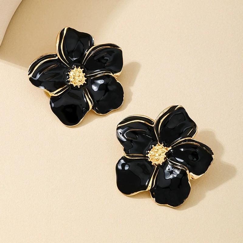 Exaggerate Heavy Metal Flower Earrings for Women Black Enamel Petal Statament Fashion Punk Jewelry Basic Design Daily Wear