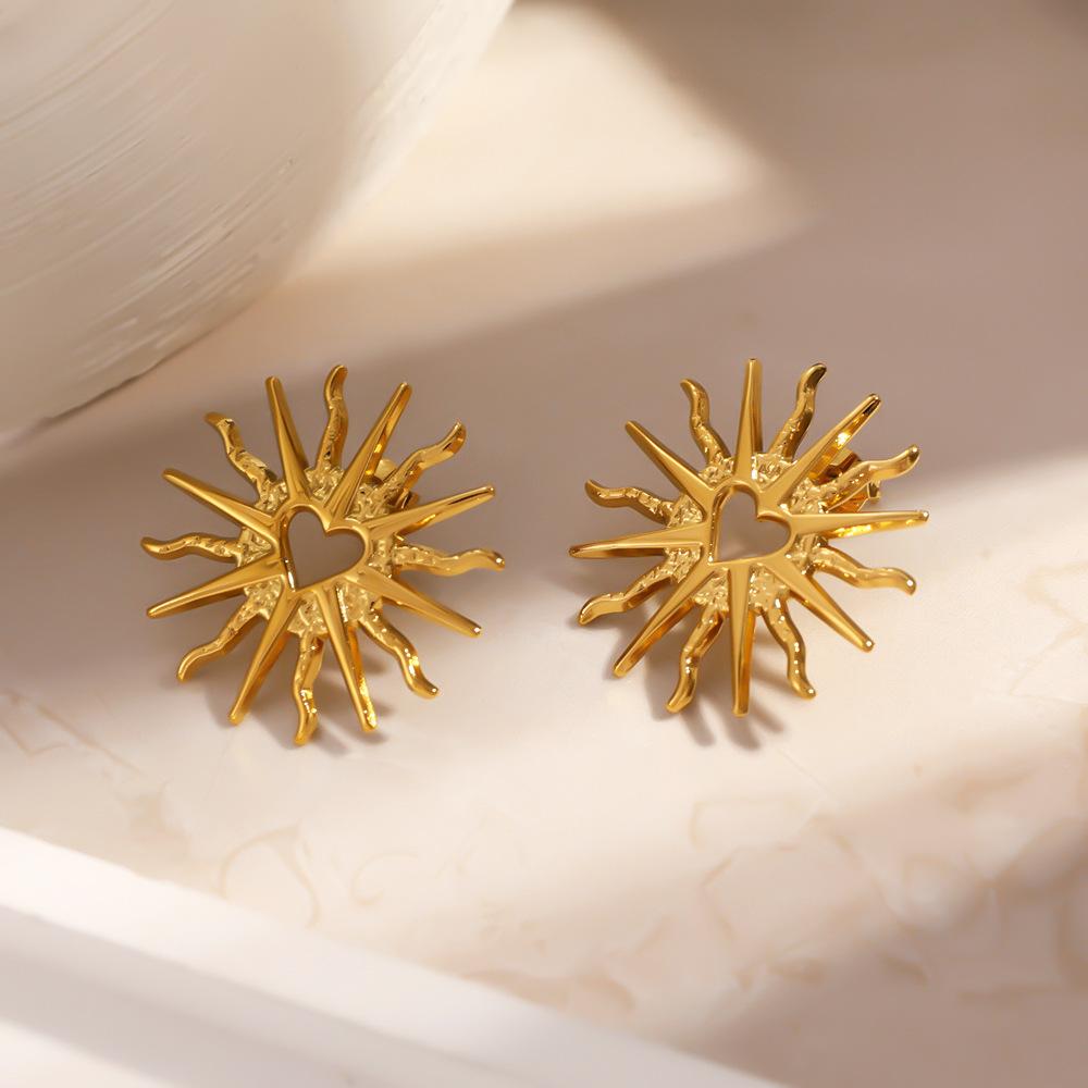 Trendy Personalized Hollowed-Out Heart Sunflower Design Stainless Steel Stud Earrings with 18k Gold Plating and Waterproof Hoops