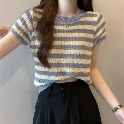 Striped Knitted Short Sleeved T-shirt for Women In Summer with A Niche and Slim Fit. Korean Chic Chic Chic Short Top
