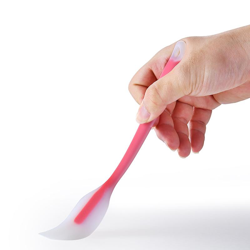 Silicone Cream Baking Scraper Non Stick Butter Spatula Cutter Chocolate Smoother Heat Resistant Kitchen Pastry Tools Scraper