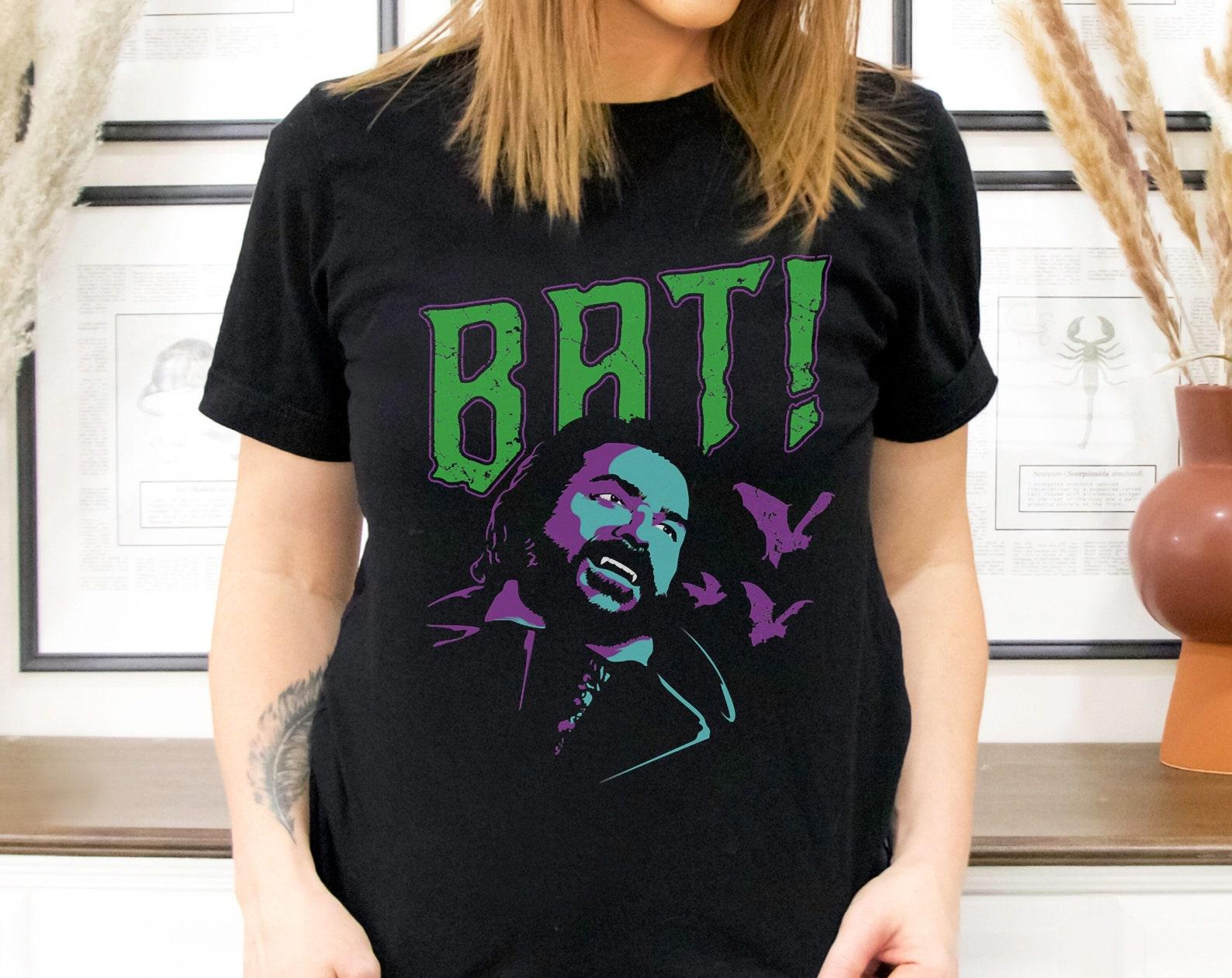Vintage Laszlo Bat T-Shirt: What We Do In The Shadows, Retro Halloween M