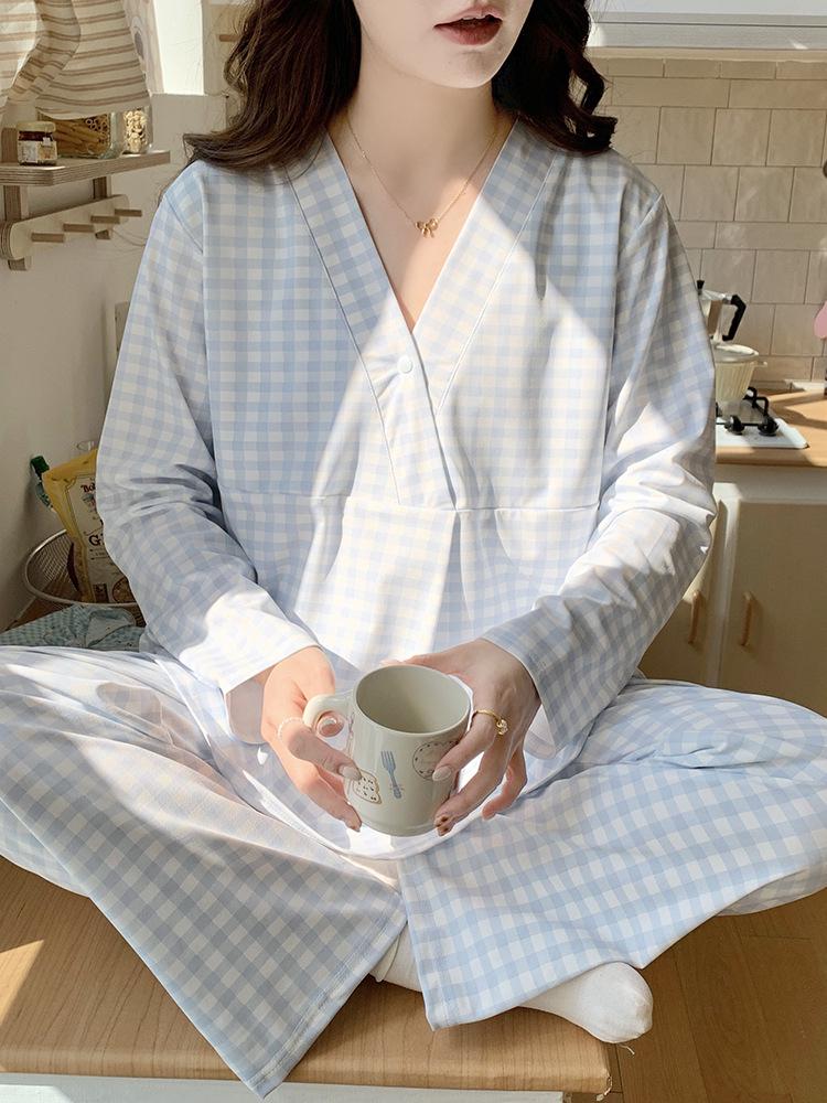 

Soft Cotton Maternity Pajamas with Built-in Bra Pads for Postpartum Recovery and Nursing Size XXL (150-170 lbs) розовый
