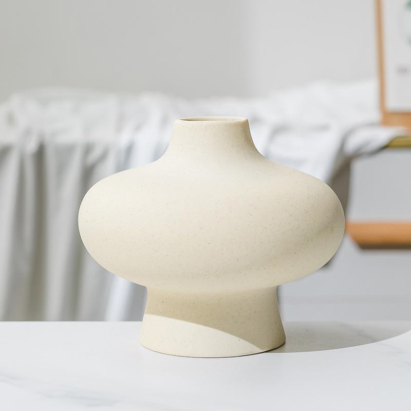 Cream Style Ceramic Vase for Home Office Decor with Hydroponic Dried Flower Arrangement Handicraft