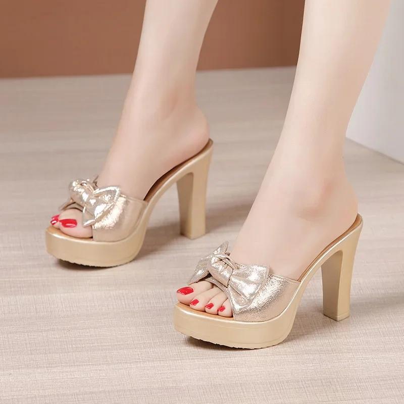 10cm Piccola Taglia 32-43 Pantofole Eleganti Dolci con Fiocco Scarpe con Plateau Chunky 2025 Estate Tacchi Alti a Blocco Ciabatte per Ufficio Modello Mamma