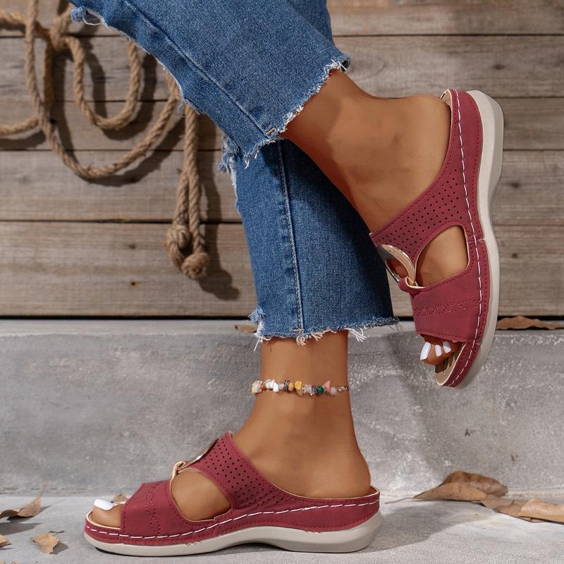 Wedge heel thick bottom hollow slippers women's large size casual one-pedal sewing line metal buckle cool slippers women