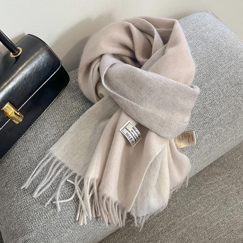 Graphene Heated Plaid Scarf