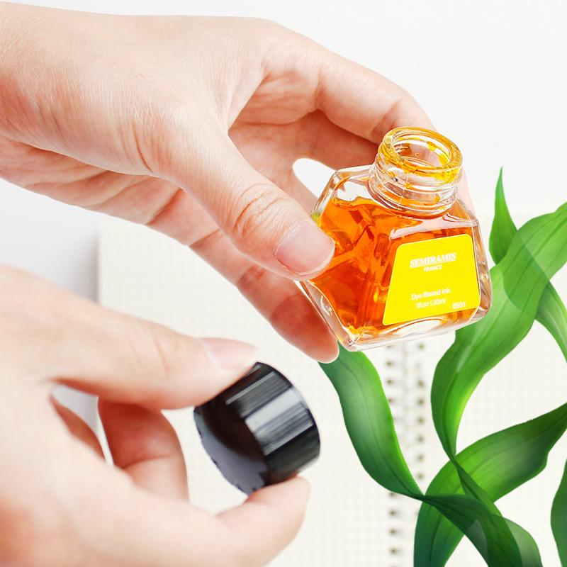 Semiramis Lionmel Importovaný Nebonbový Barevný Inkoust do Plnicího Pera (30 ml) se skleněným plnicím perem