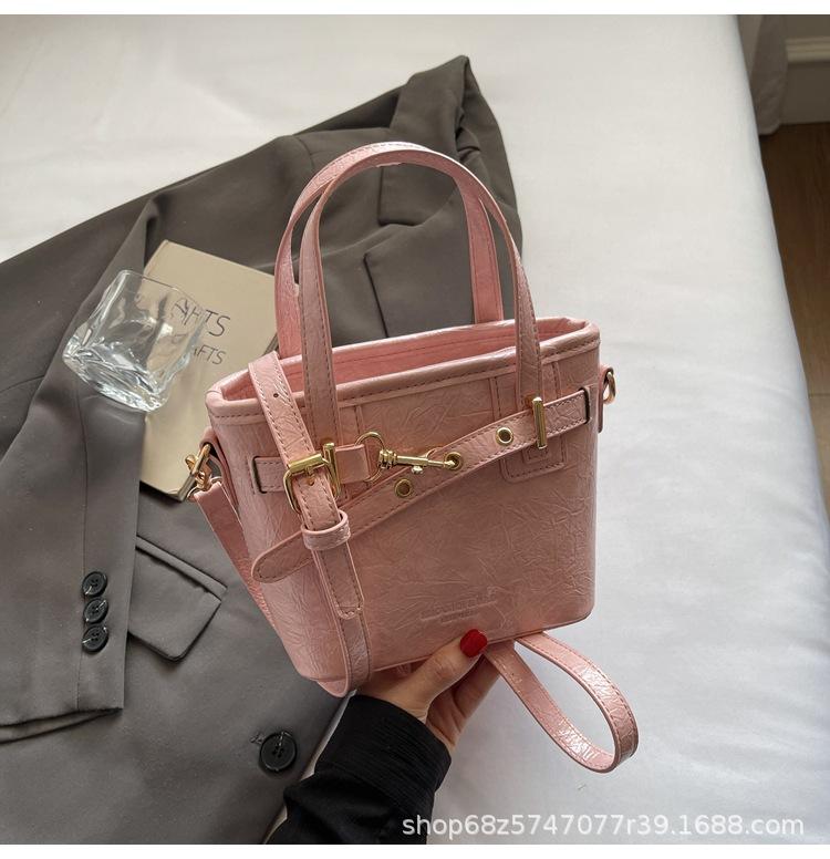 This year's popular bags women's 2025 new fashion fashion retro handbag commuter shoulder crossbody bucket bag