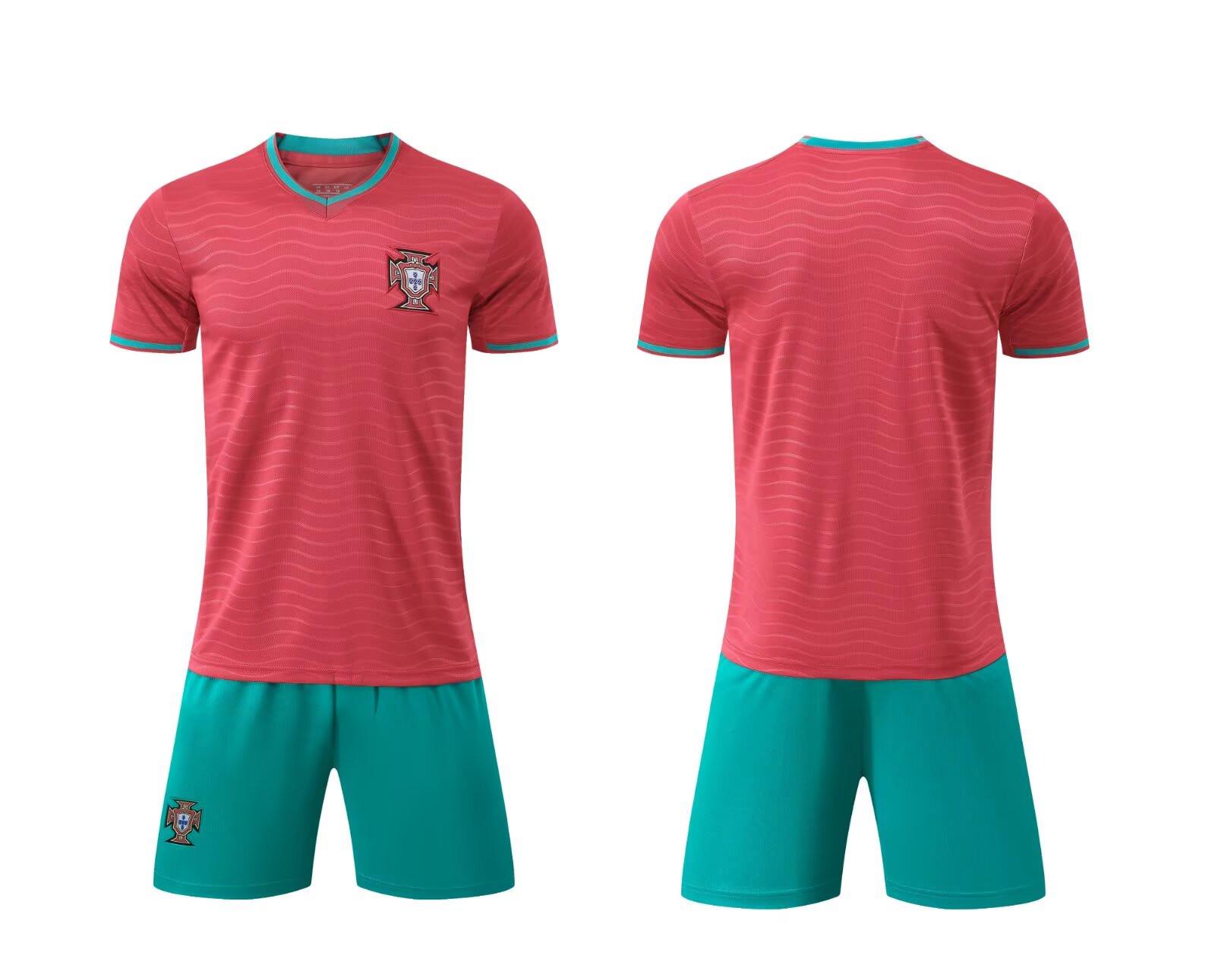 

Футбольная форма сборной Португалии (Зеленые Шорты), Размеры майки от 14 до 3XL, для детей и взрослых. 24/140