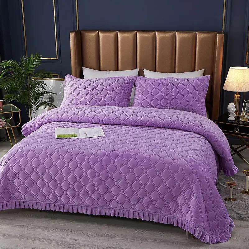 Thickened Bedspread Solid Colour Crystal Velvet Bed Cover Cotton-Padded Quilted Non Slip Sheet Blanket Children Queen Bedding