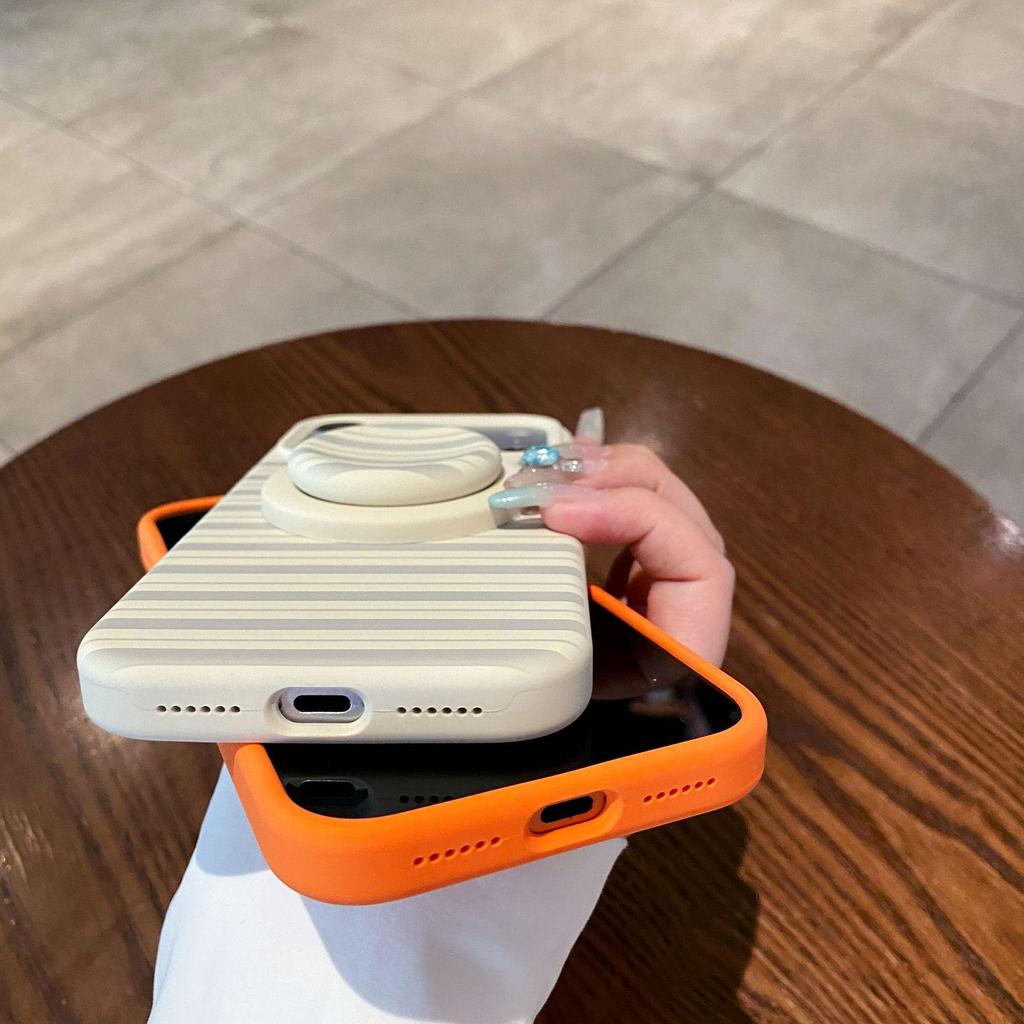 iPhone 17 Pro Max Striped Magnetic Silicone Drop-proof Case