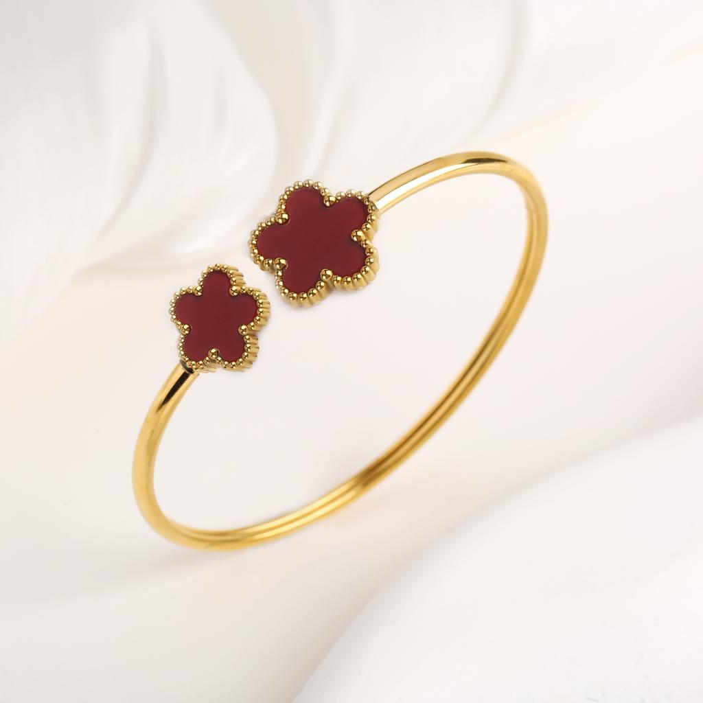 New Design Lucky Stainless Steel FIve Leaf Flower Bangle Ring Jewelry Set for Women Waterproof Fashion Jewelry Party Gift Clover