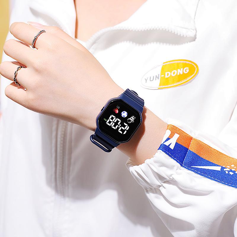 Women's Unicorn Astronaut LED Waterproof Watch - Stylish, Multifunctional Party Timepiece for Students.