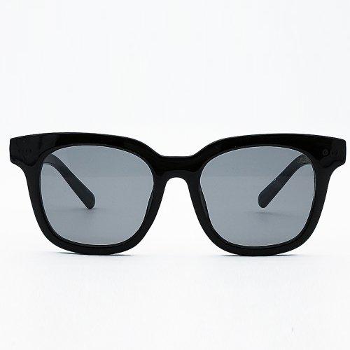 Lapeullolida Milwaukee Black Tinted Sunglasses Oversized