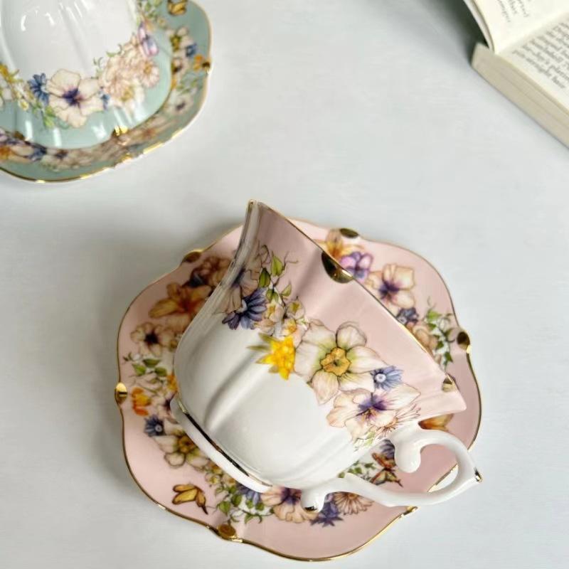 Set de ceai european Ceașcă de cafea și farfurioară Floare vintage Ceașcă și farfurioară ceramică creativă