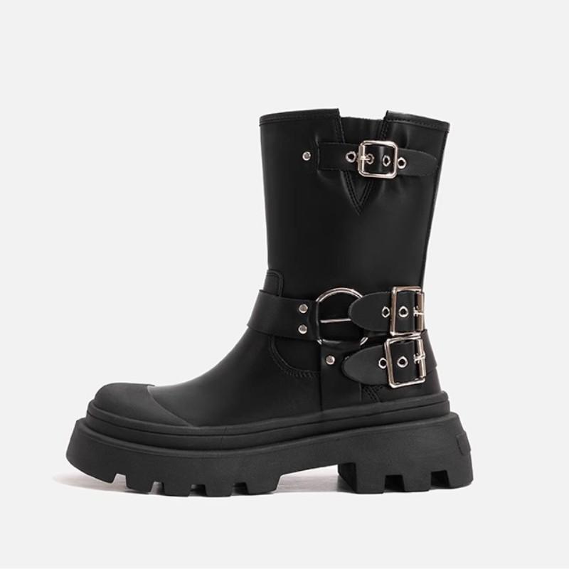 Осенние сапоги женские коричневые