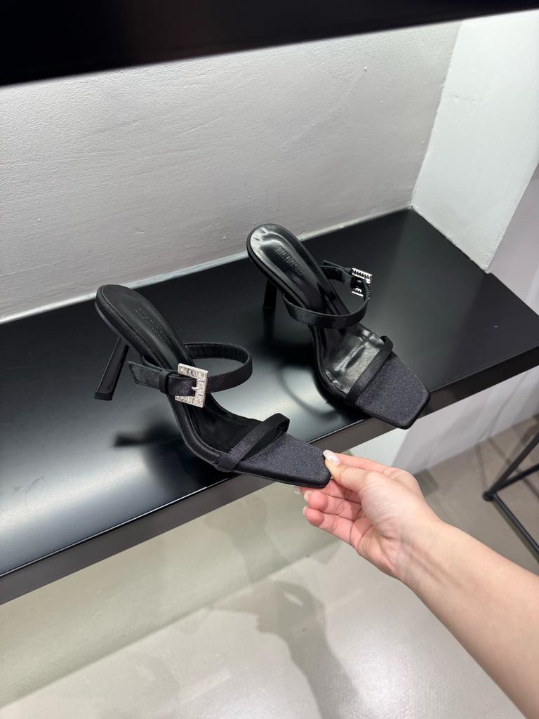 Rhinestone one-word buckle with high heels and cool slippers for women's summer wear 2025 new open-toed square head temperament stiletto sandals