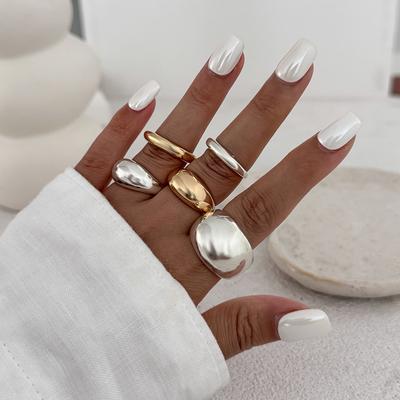 Einfacher Wind Metall Glatter Runder Ring Ringe Stilvolles Geometrisches Offenes Ring Set
